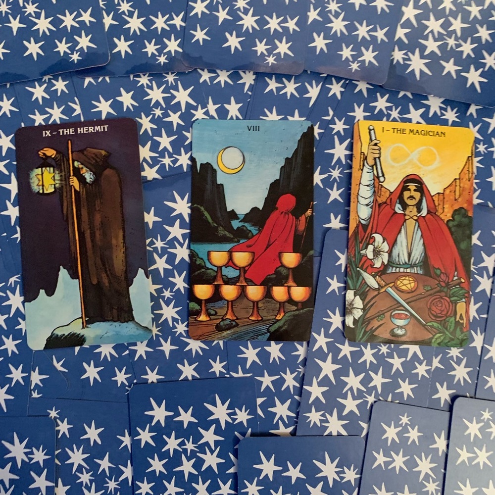 TAROT CARD READING
